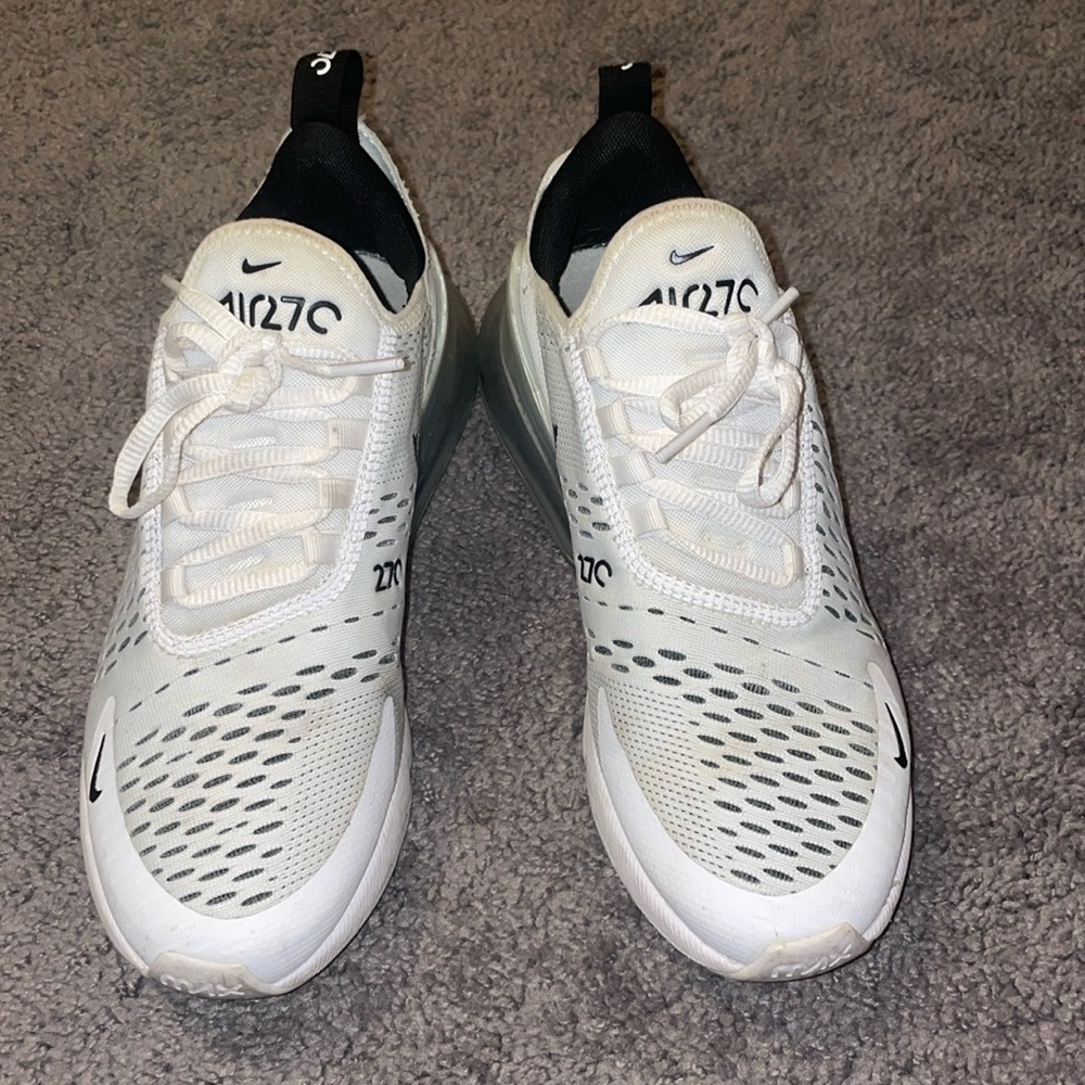 Women’s Nike Airmax 270